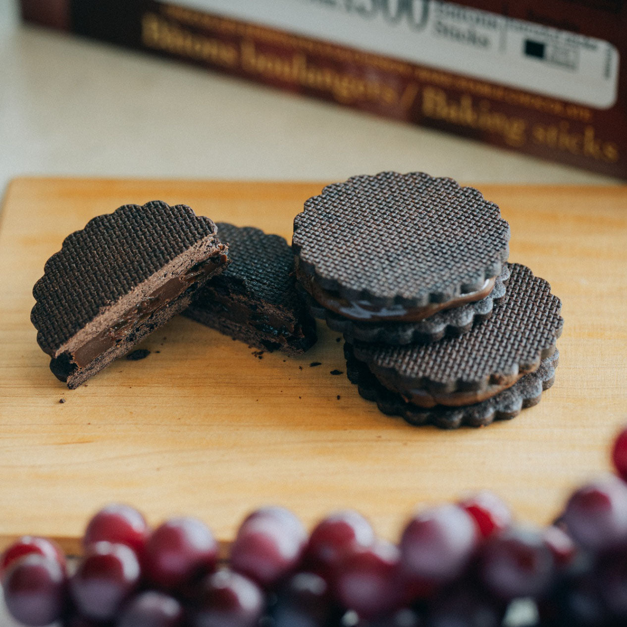 ラムレーズンショコラ – Patisserie Bec Sucre